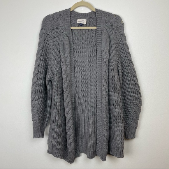 Universal Thread Grey Cable Cardigan - Picture 1 of 6